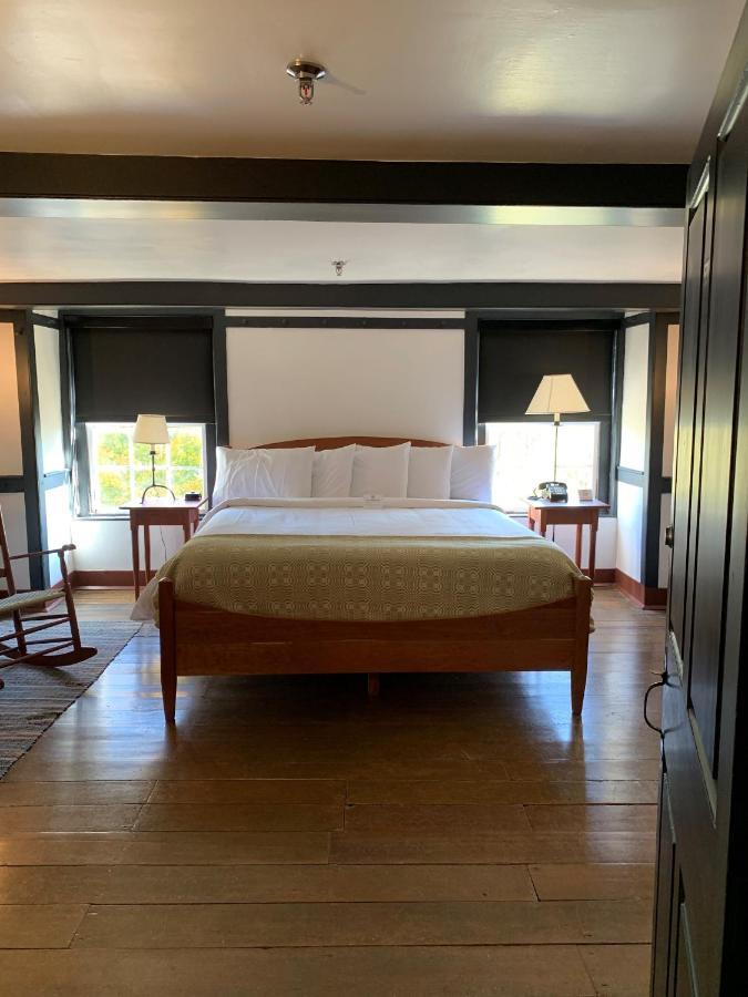 普莱森特希尔沙克尔乡村酒店 Harrodsburg 外观 照片